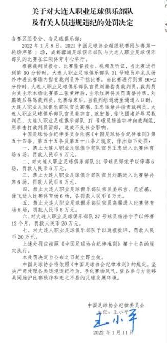 6月18日互联网影视峰会正式公布;年度精品网络电影获奖名单，在最终入围的10部电影当中，爱奇艺独播网络电影占7席，其中《灵魂摆渡黄泉》、《我是好人》、《哀乐女子天团》、《无罪之城》最终获得;年度精品网络电影奖项，爱奇艺独家作品占4部；年度新锐导演、年度新锐编剧、年度新锐男演员、新锐女演员四项重量级大奖全部被爱奇艺独家网络电影作品揽获